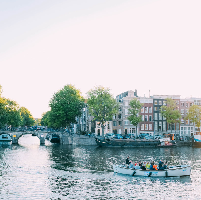 Workations Out of office - Amsterdam